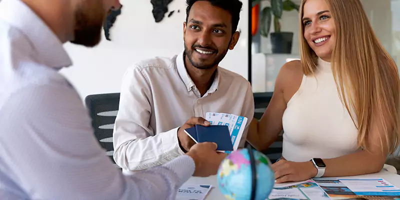 Benefits You Get with Our E2 Visa Support in Ecuador