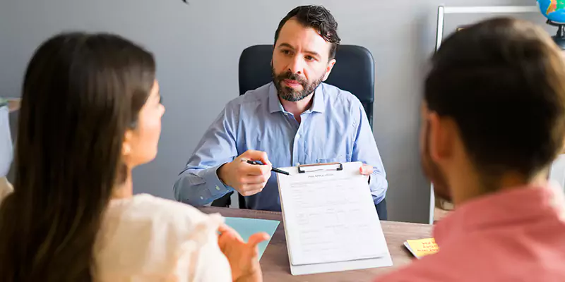 Why Choose Us as Your L1 Visa Lawyer in Ecuador