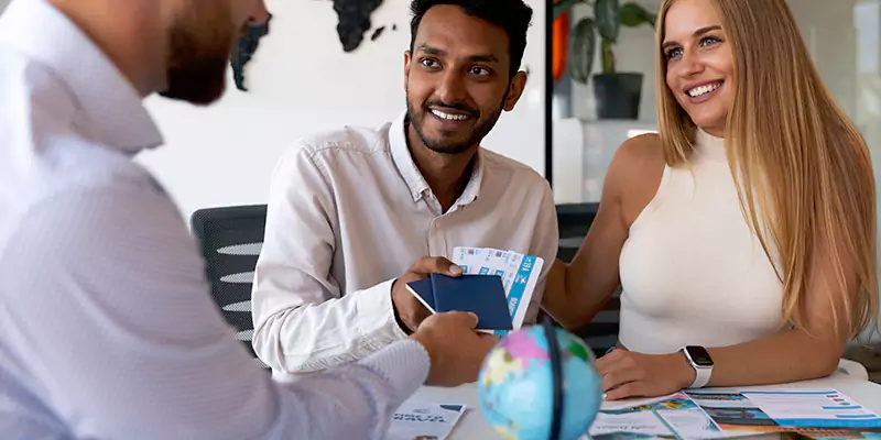 Why Choose Us for Your L1B Visa Journey in Ecuador?